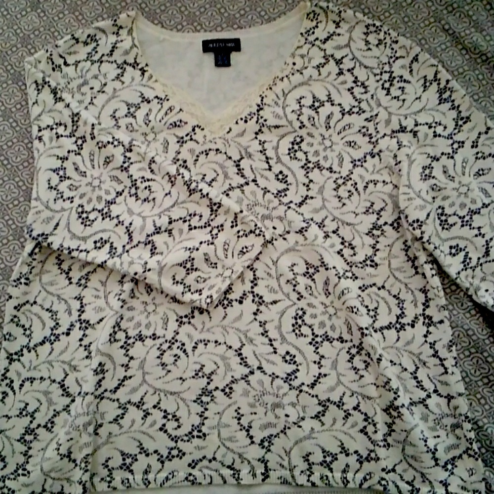 Light Sweater Top
